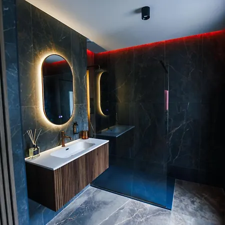 Apartamento Dreamy - Evasion, Balneo & Cinema Prive