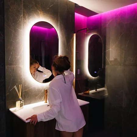 Dreamy - Evasion, Balneo & Cinema Prive Apartment