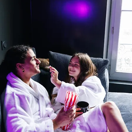 Dreamy - Evasion, Balneo & Cinema Prive