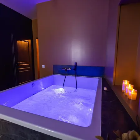 Dreamy - Evasion, Balneo & Cinema Prive * אנז'ה